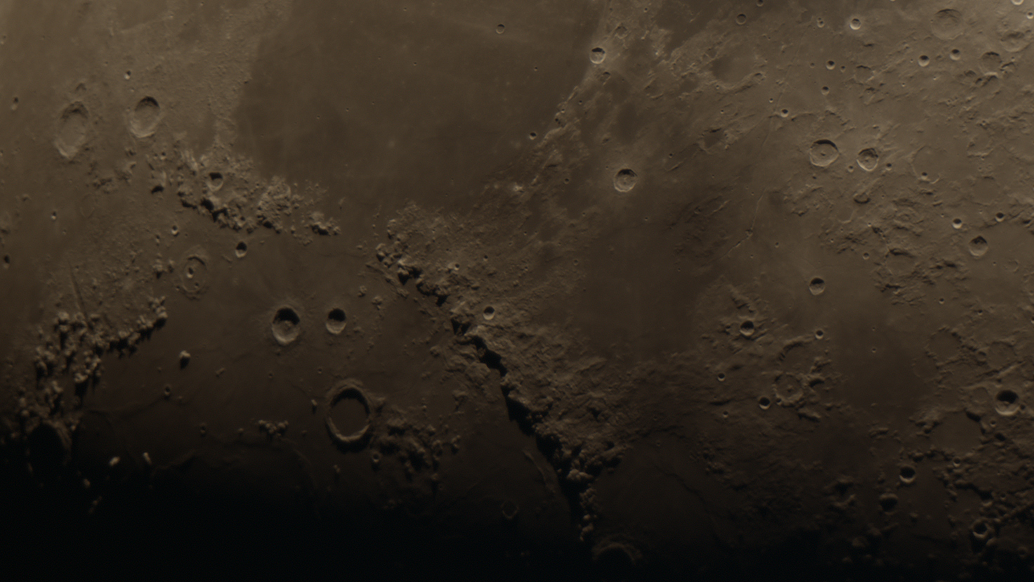 Lune-80i-D850-500ieme-400iso-Detail-1472.jpg