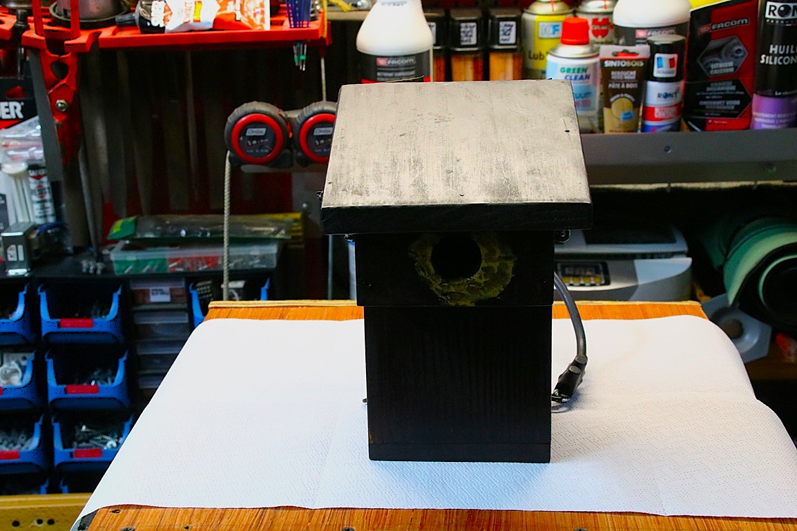 Réfection nichoir balcon fin Septembre 2025 (3).JPG