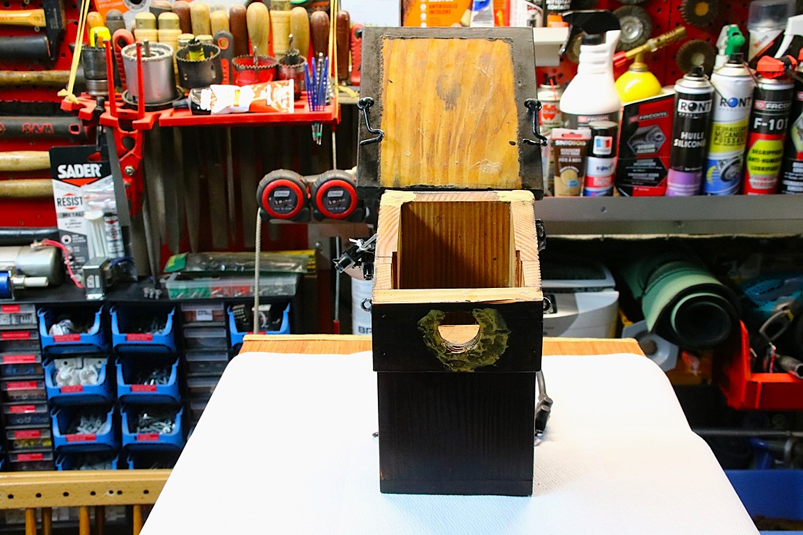 Réfection nichoir balcon fin Septembre 2025 (4).JPG